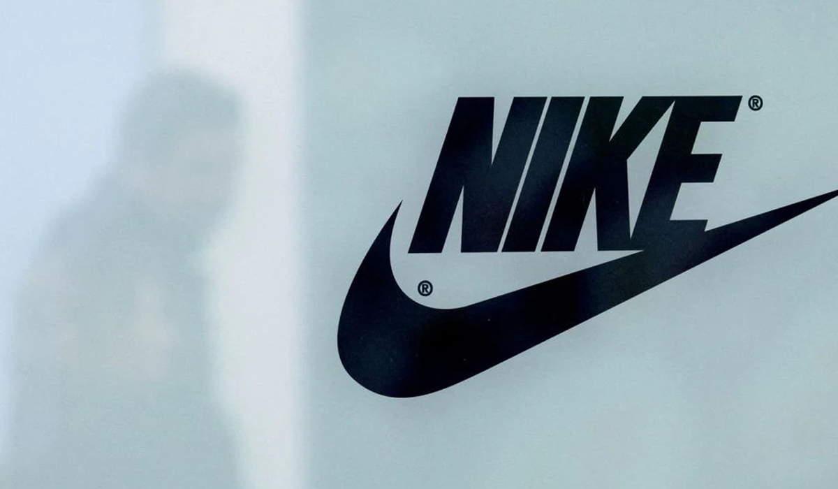 Many Nike stores remain open in Russia over a week after closure announcement